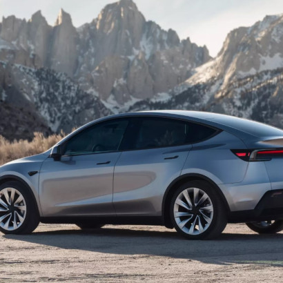 Tesla анонсувала нові дешеві електромобілі