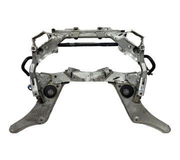 Підрамник передній BMW 3 E90 2004-2013 (31112283440)