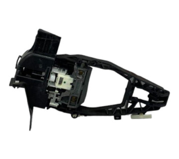 Кронштейн ручки дверей передніх лівих BMW 5 G30/G31 2016-2023 (7339476)