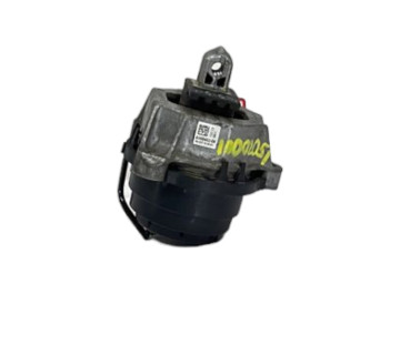 Подушка (опора) двигуна права BMW 5 G30/G31 2016-2023 (6860482)