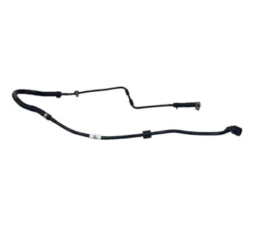Патрубок системи охолодження MERCEDES-BENZ W213 2016-2024 (A2135012201)