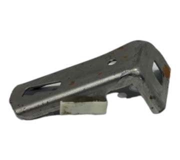 Кронштейн тунеля правий BMW 5 G30/G31 2016-2023 (9227018)